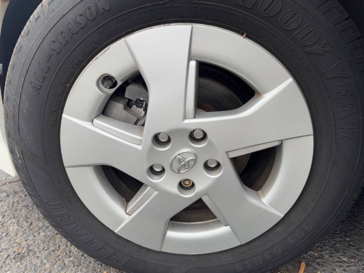 Used 2010 Toyota Prius FWD image 21