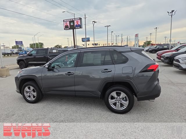 Used 2023 Toyota RAV4 XLE AWD/4WD image 25