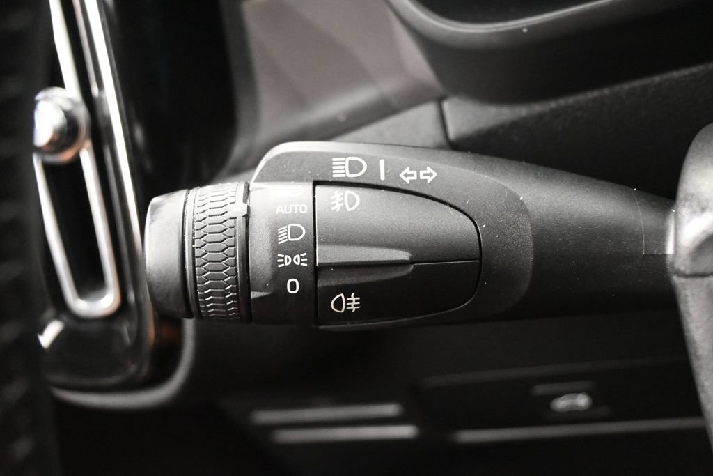 Used 2023 Volvo C40 P8 Recharge Ultimate AWD/4WD image 18