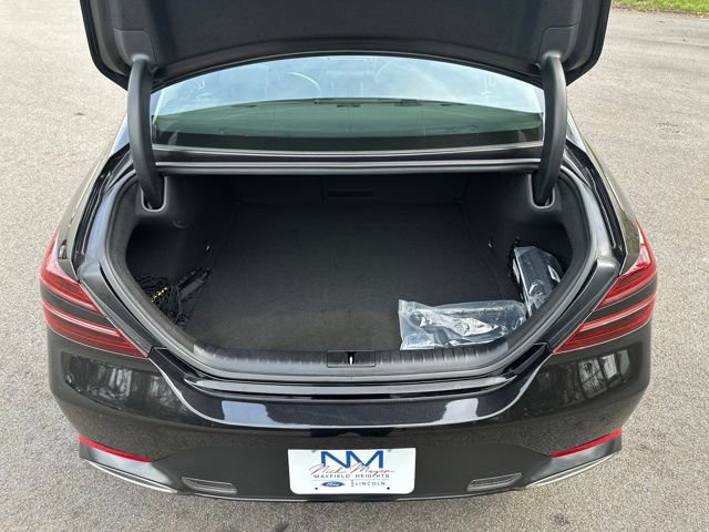 Used 2025 Genesis G70 2.5T image 25