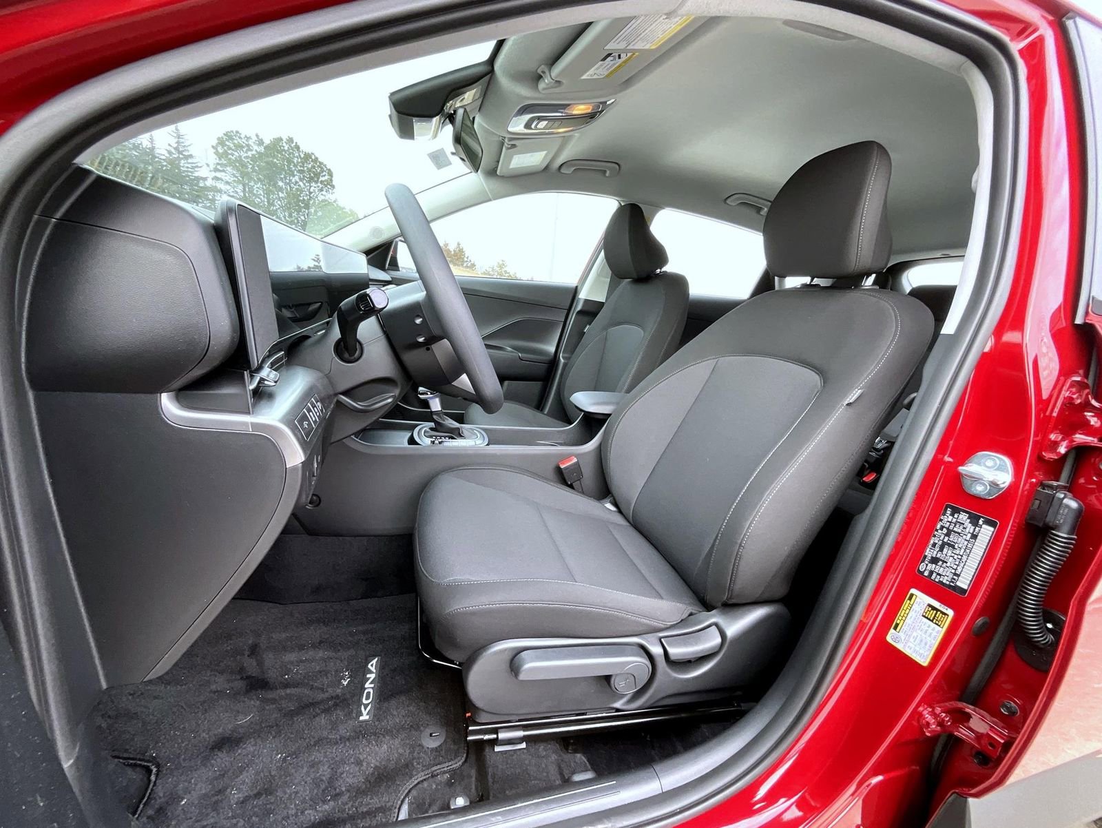 New 2026 Hyundai Kona SE AWD/4WD image 10