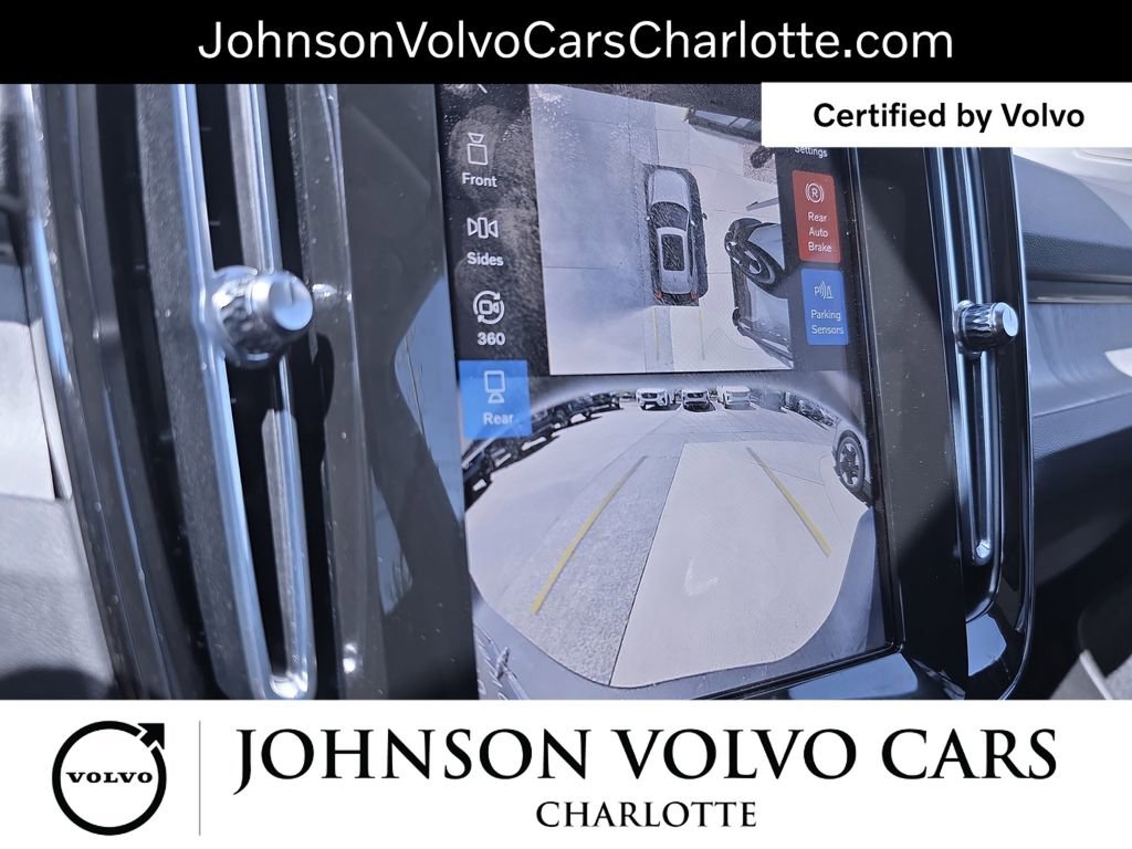 Certified 2025 Volvo XC40 B5 Plus AWD/4WD image 25
