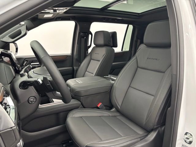 New 2026 GMC Yukon XL Denali w/ Denali Reserve Package image 22