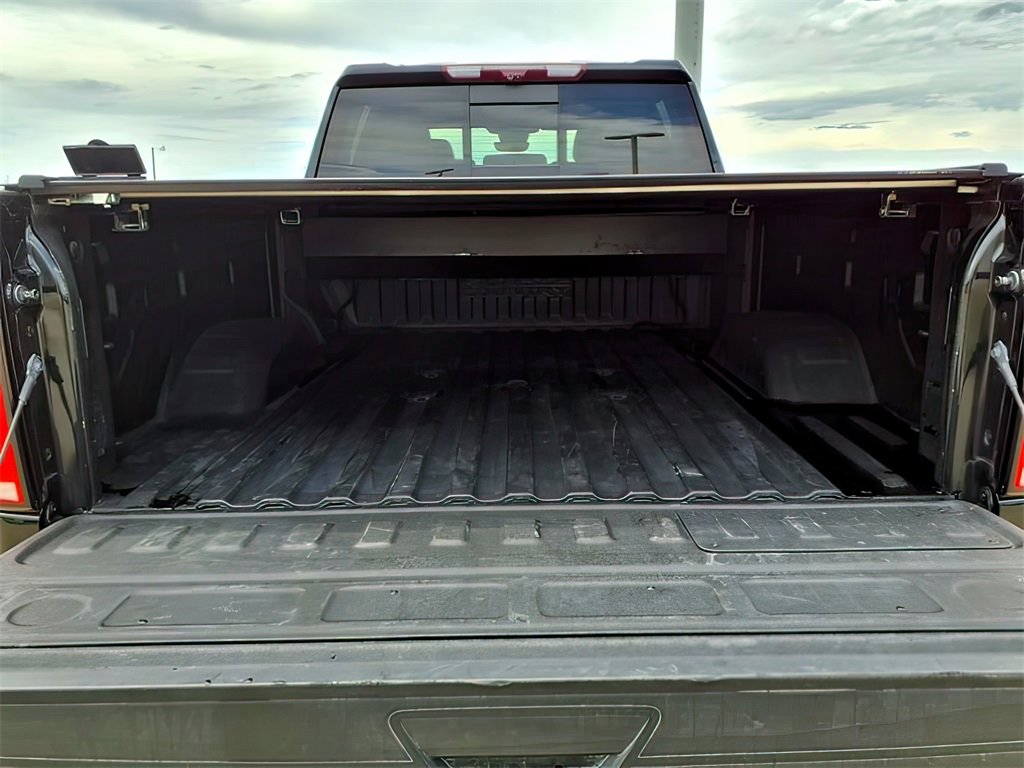 Used 2024 Chevrolet Silverado 2500 High Country w/ High Country Premium Package image 22