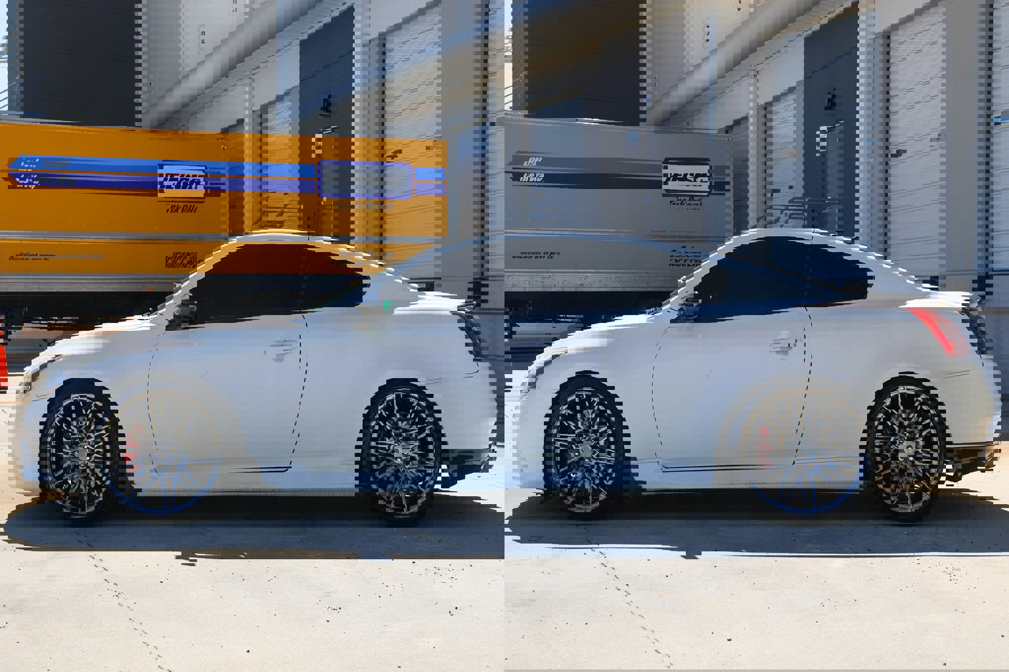 Used 2013 INFINITI G37 x Coupe w/ Premium Pkg image 8