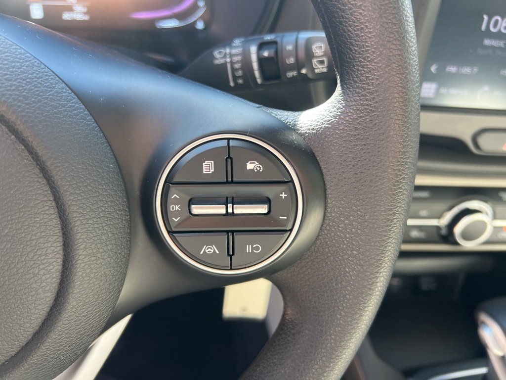 Used 2023 Kia Soul LX w/ LX Technology Package image 15