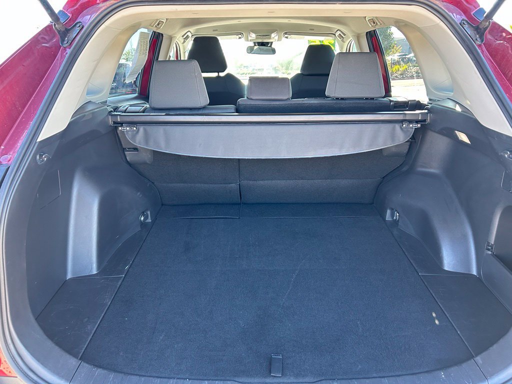 Used 2025 Toyota RAV4 XLE AWD/4WD image 27