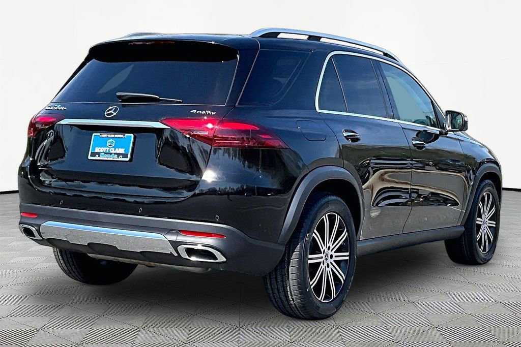 Used 2025 Mercedes-Benz GLE 450e 4MATIC w/ Winter Package image 5