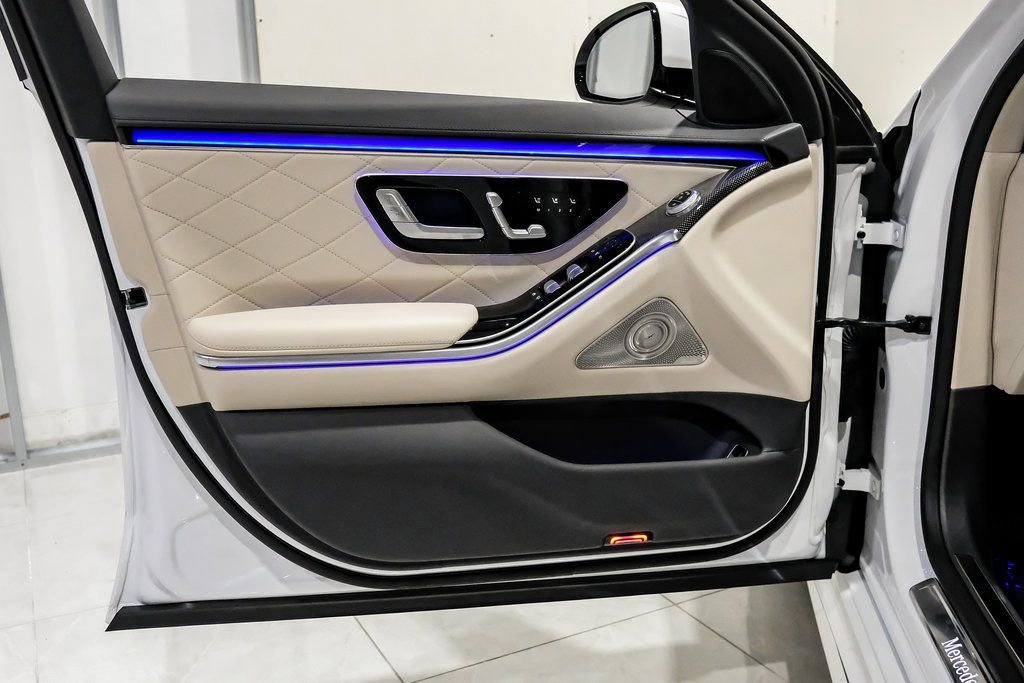 Used 2025 Mercedes-Benz S 580 4MATIC Sedan image 37