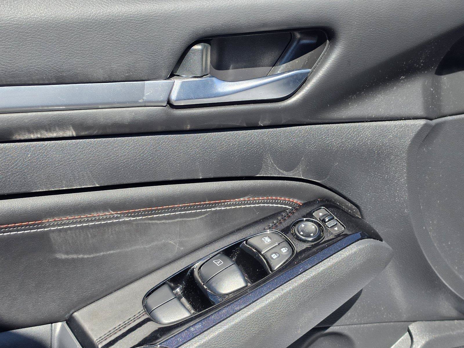 Used 2023 Nissan Altima 2.5 SR w/ SR Premium Package FWD image 20
