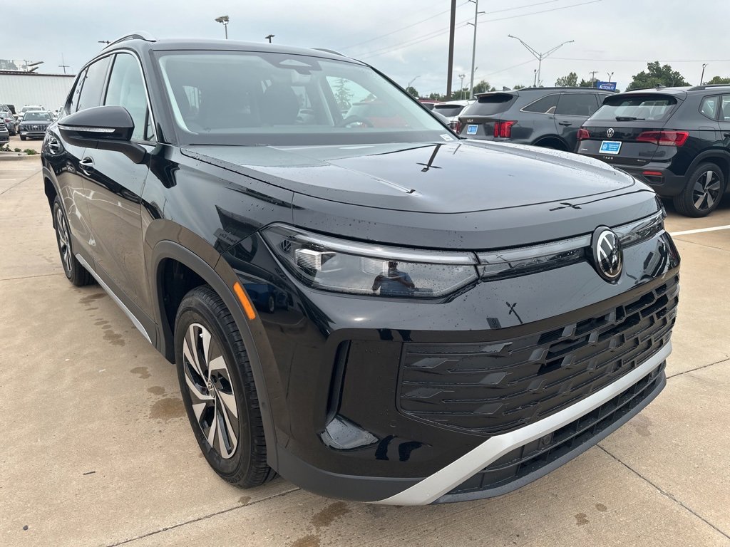 New 2025 Volkswagen Tiguan S image 7