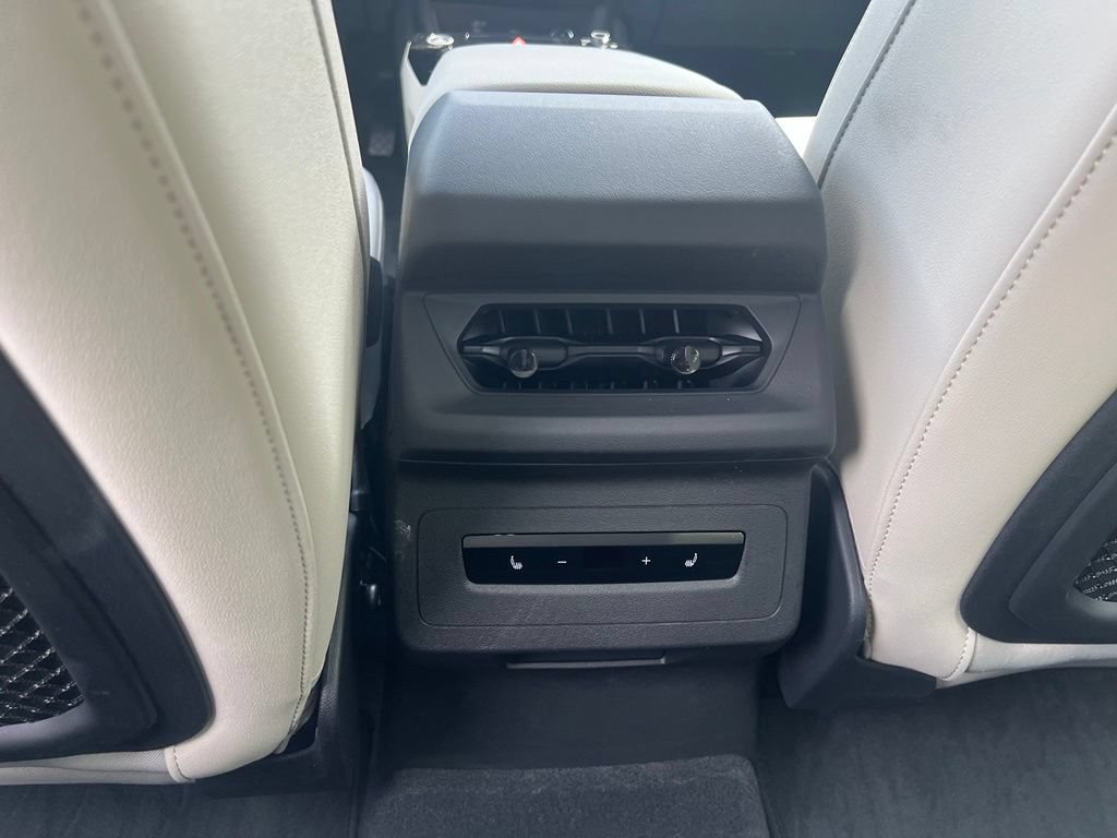Used 2025 Audi Q6 e-tron Premium w/ Convenience Package RWD image 43