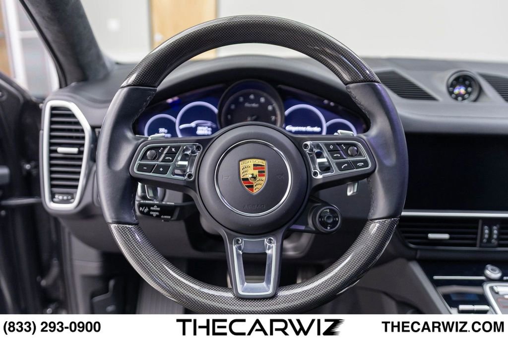 Used 2023 Porsche Cayenne Turbo AWD/4WD image 39