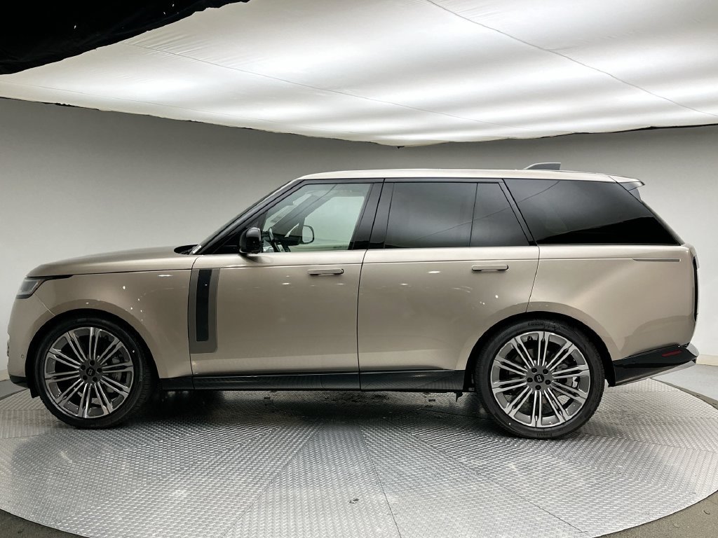 New 2027 Land Rover Range Rover SE AWD/4WD image 2