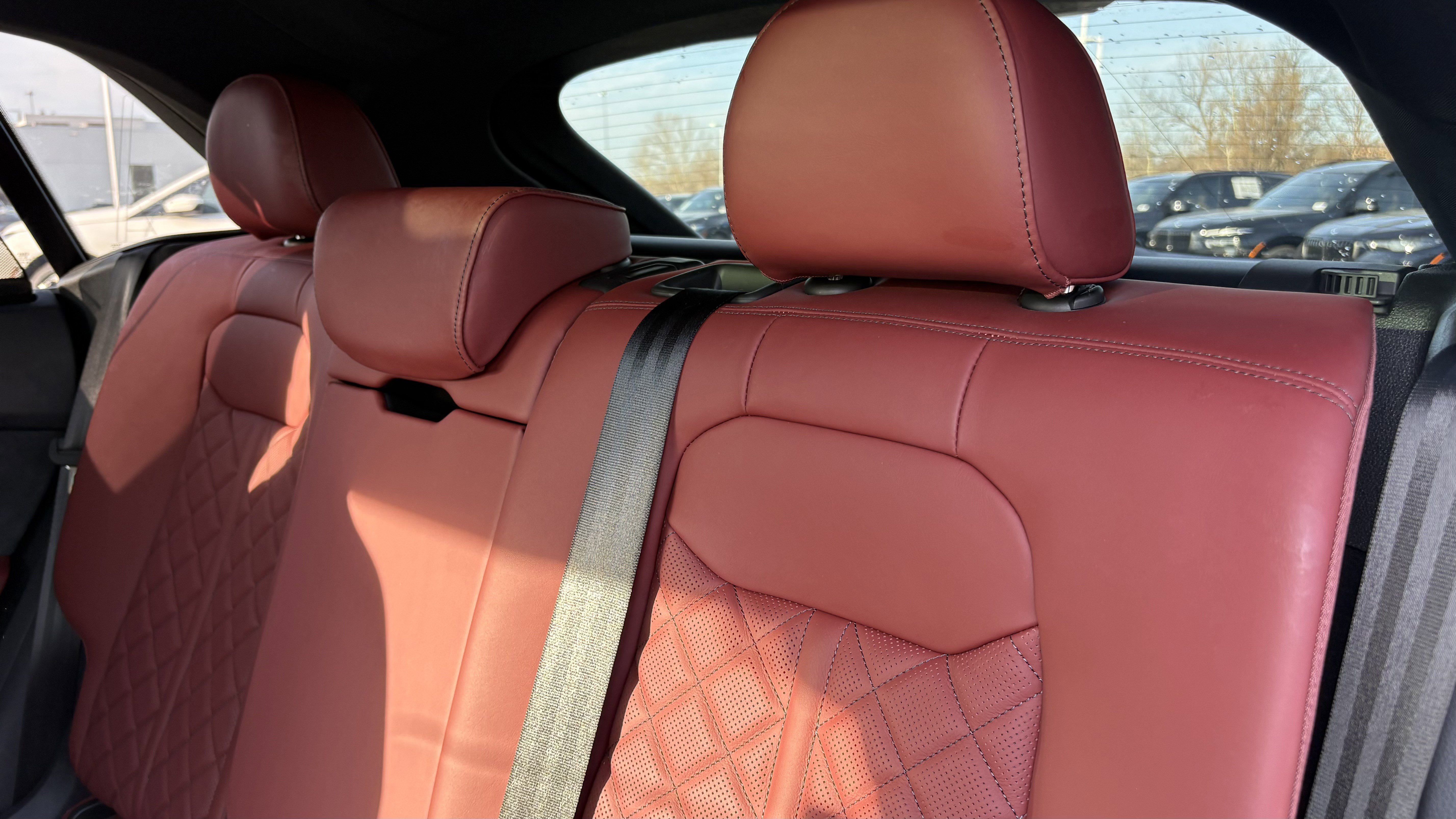 Used 2023 Audi SQ8 Prestige image 32