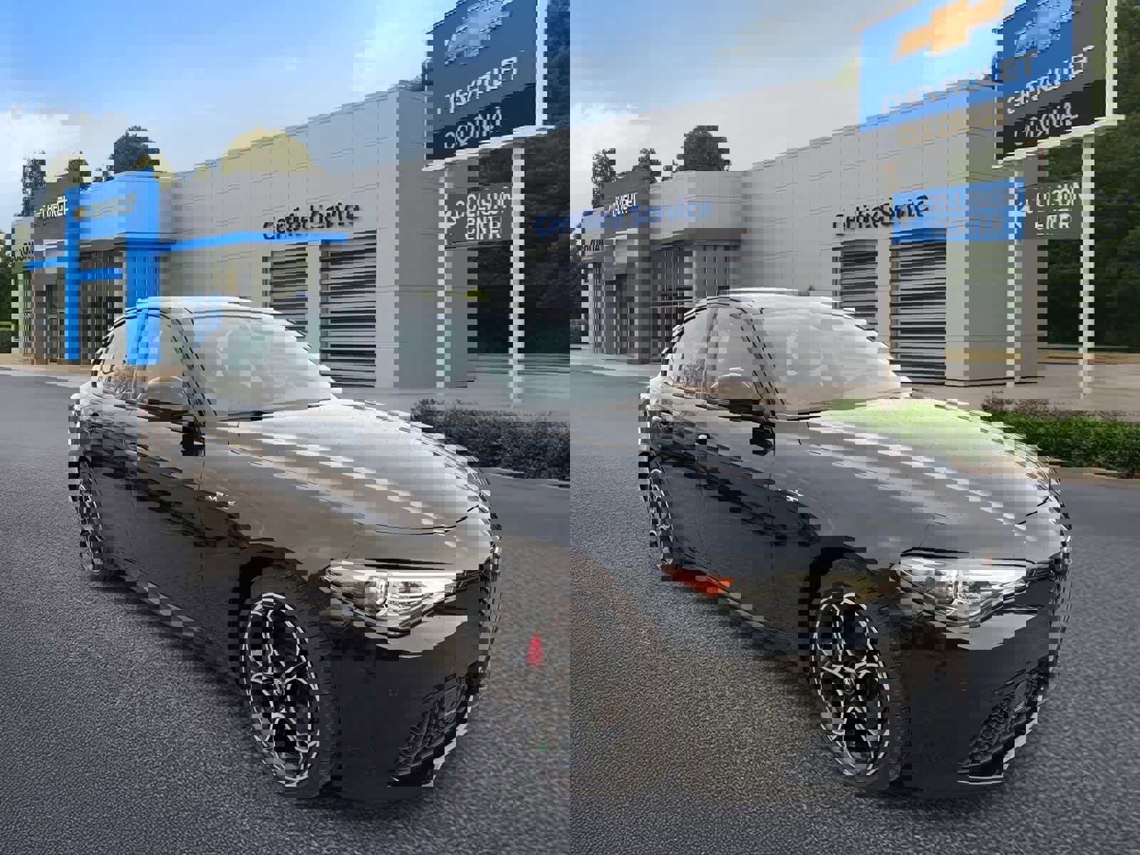 Used 2022 Alfa Romeo Giulia Veloce image 5