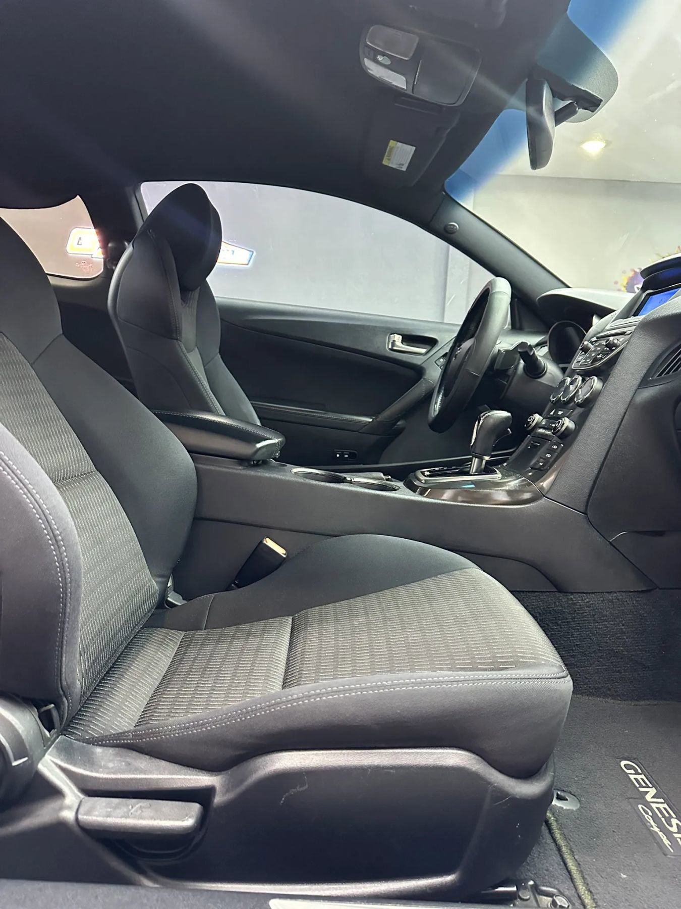 Used 2014 Hyundai Genesis 2.0T image 19