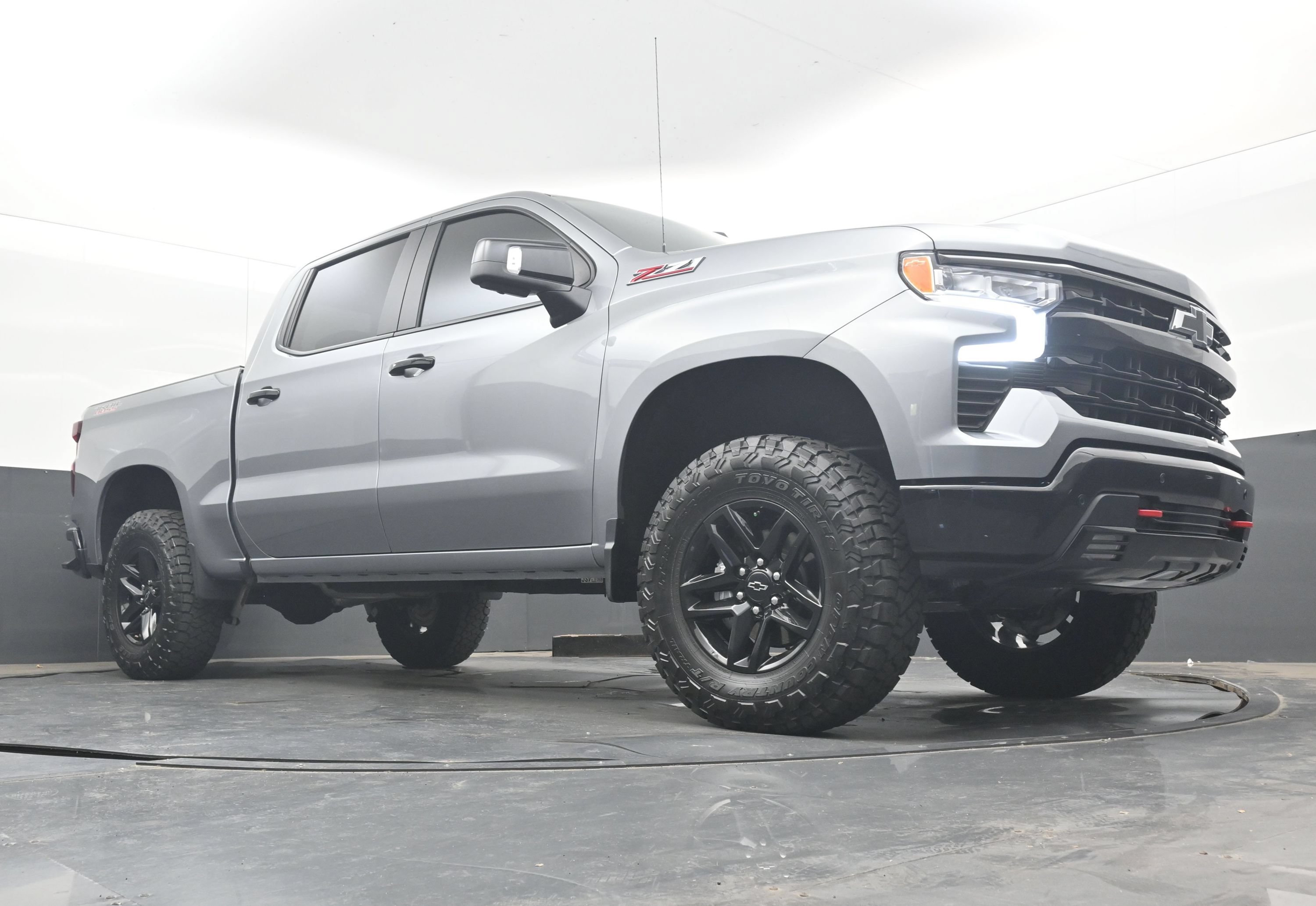 Used 2026 Chevrolet Silverado 1500 LT Trail Boss w/ LT Trail Boss Premium Package AWD/4WD image 22
