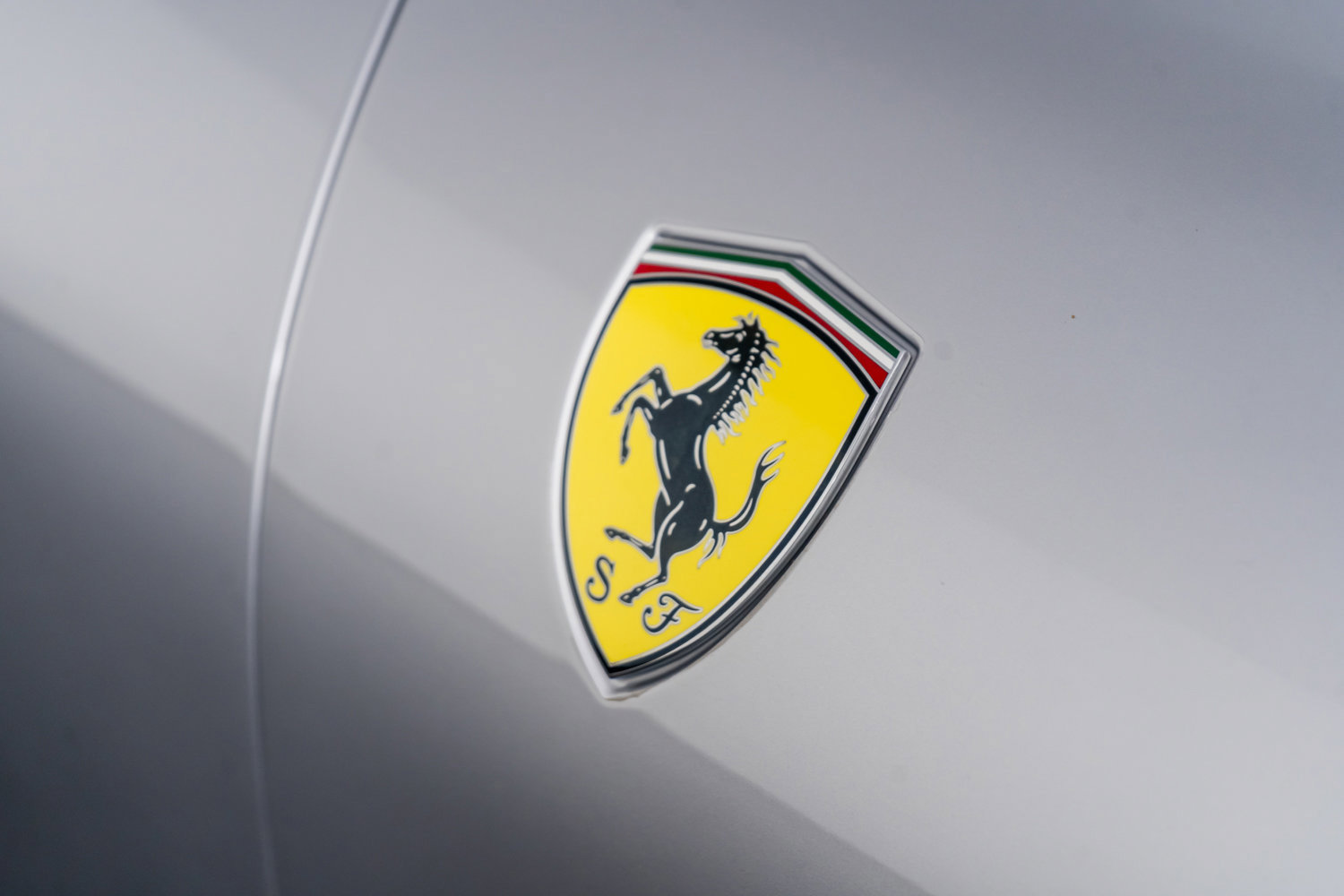 Used 2022 Ferrari Roma image 28