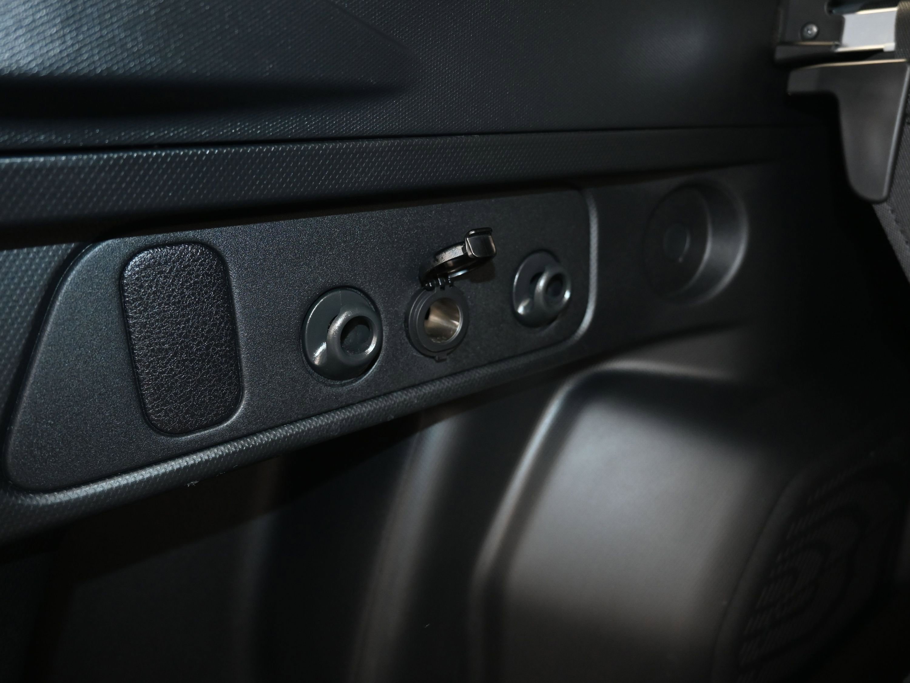 Used 2025 Subaru Forester Premium image 25