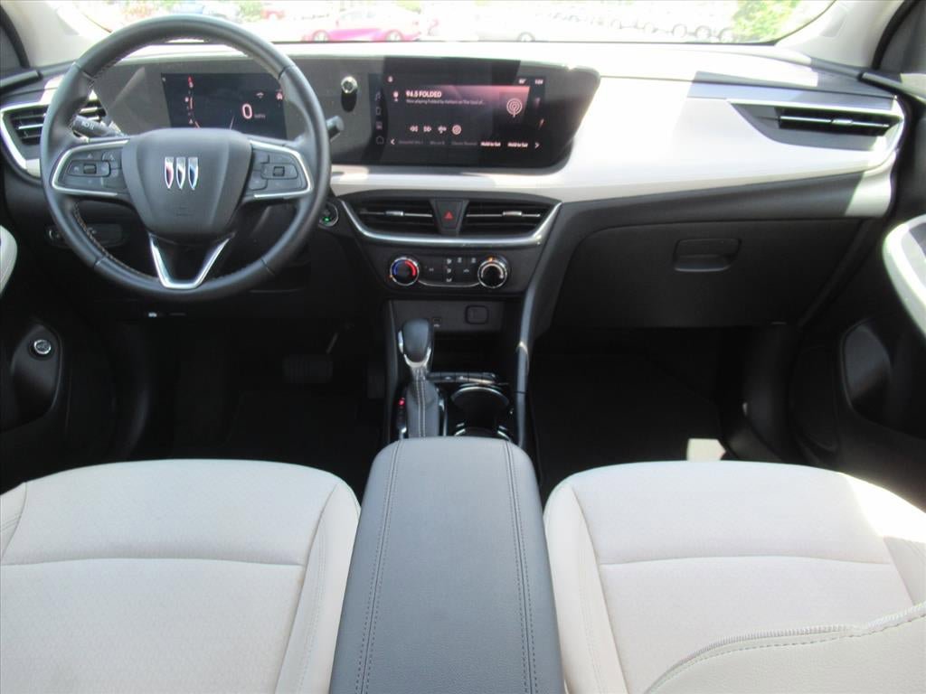 Used 2024 Buick Encore GX Preferred w/ Advanced Technology Package FWD image 11