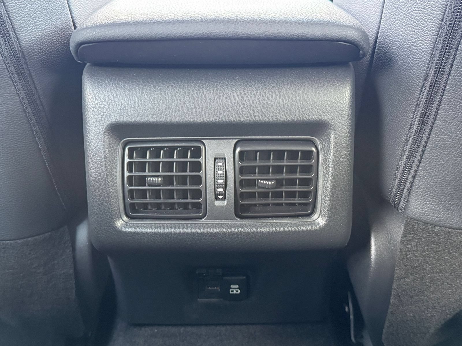Used 2026 Toyota Camry SE FWD image 24