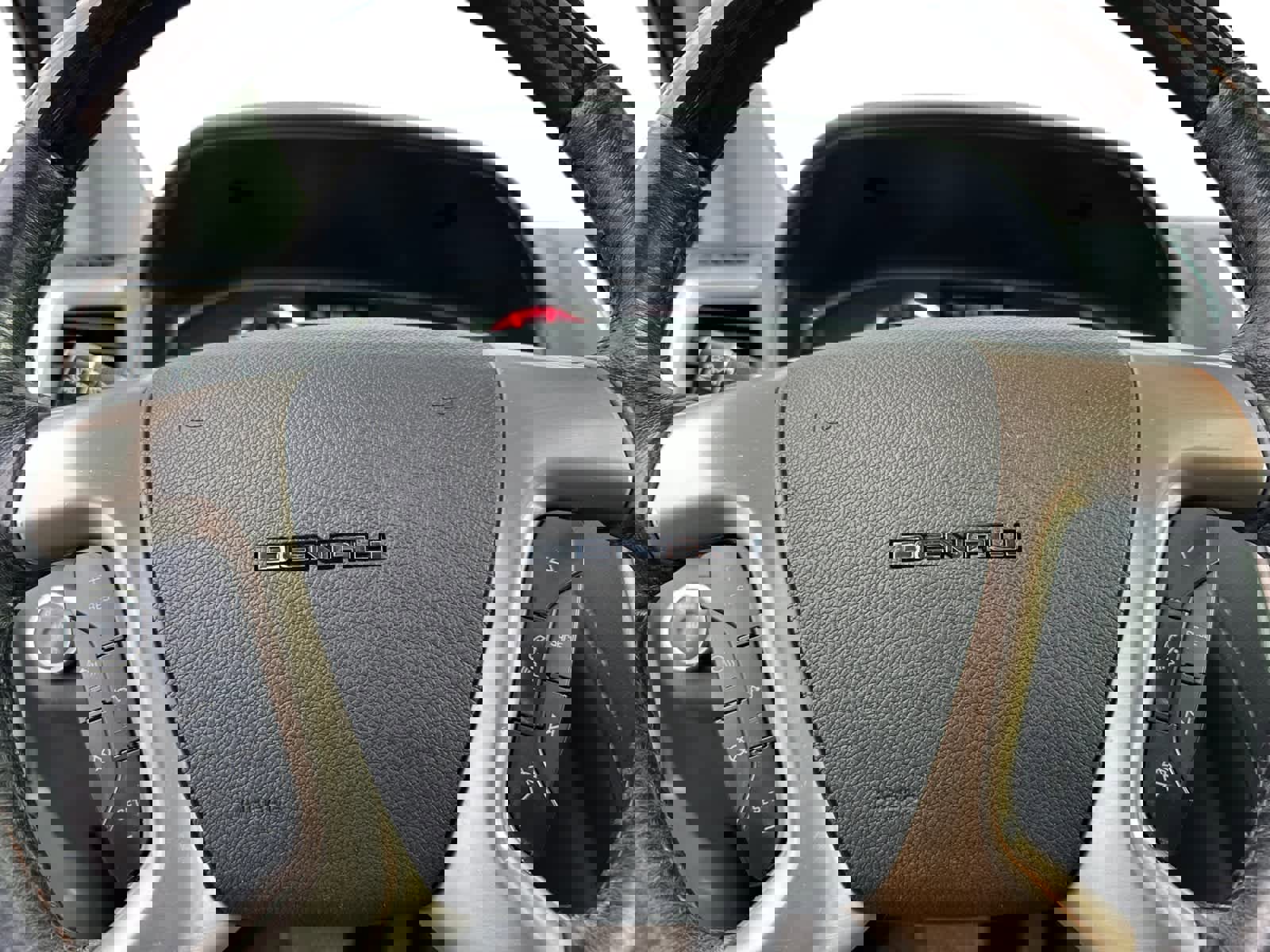 Used 2016 GMC Acadia Denali image 19