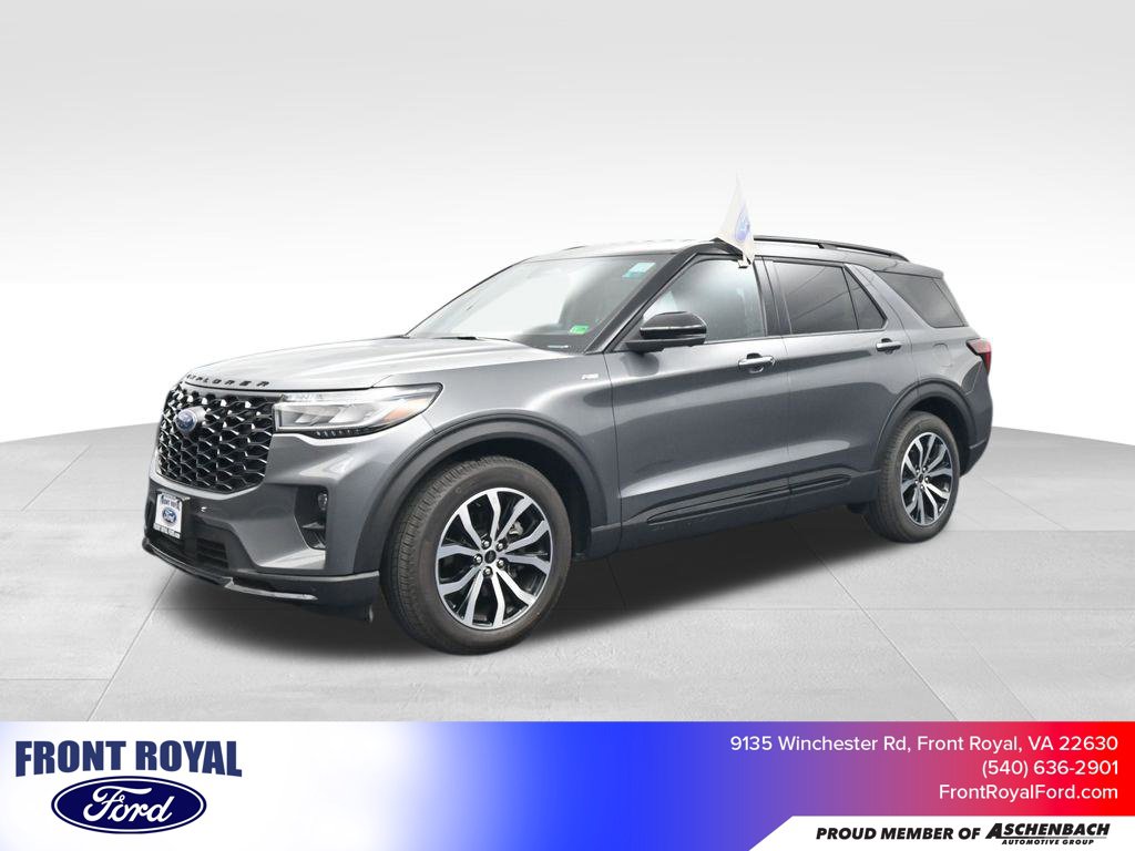 New 2025 Ford Explorer ST-Line w/ Premium Package