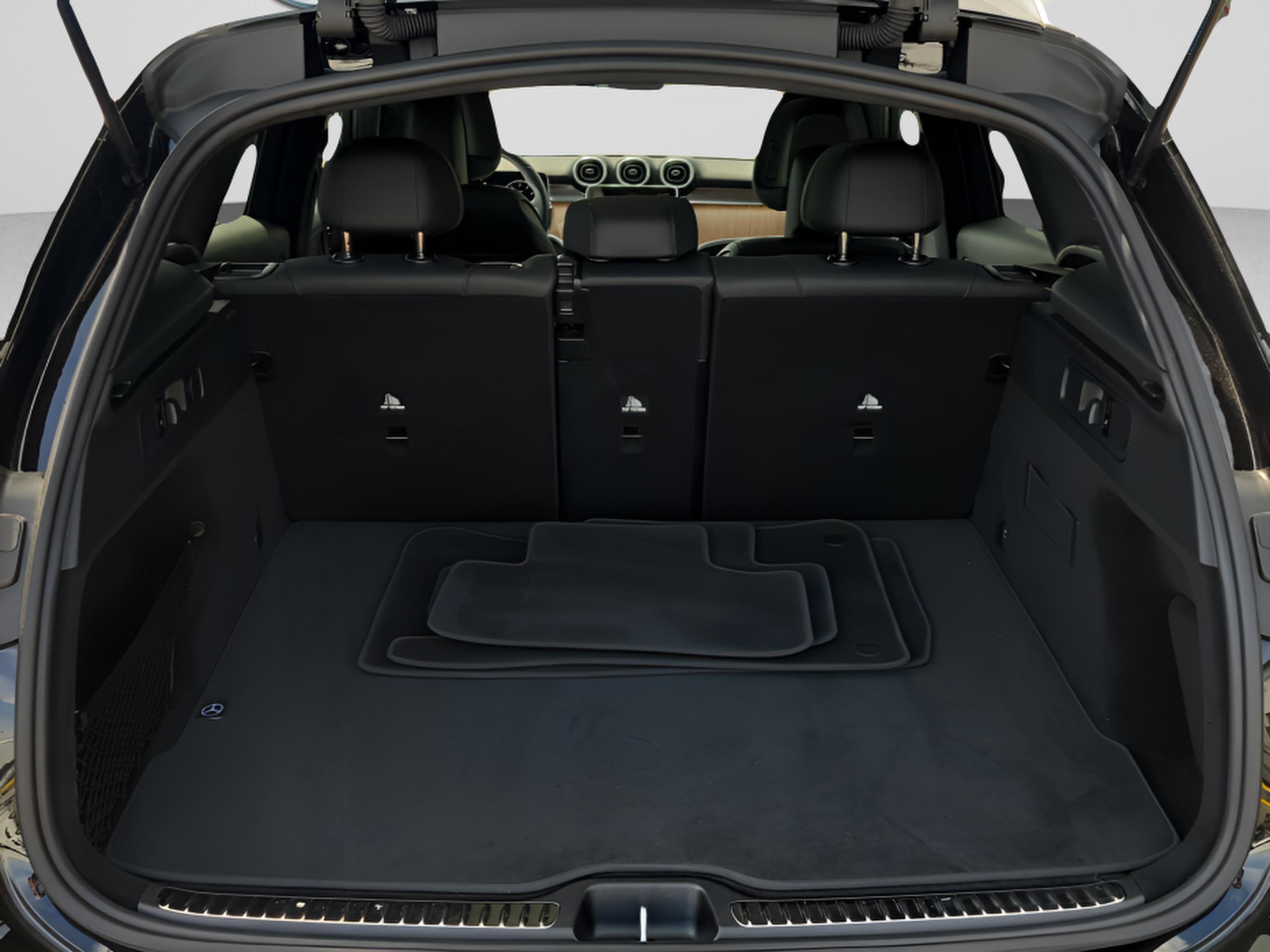 Certified 2026 Mercedes-Benz GLC 300 4MATIC image 5