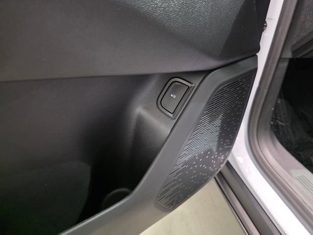 New 2027 Chevrolet Equinox RS w/ Safety and Technology Package FWD image 12