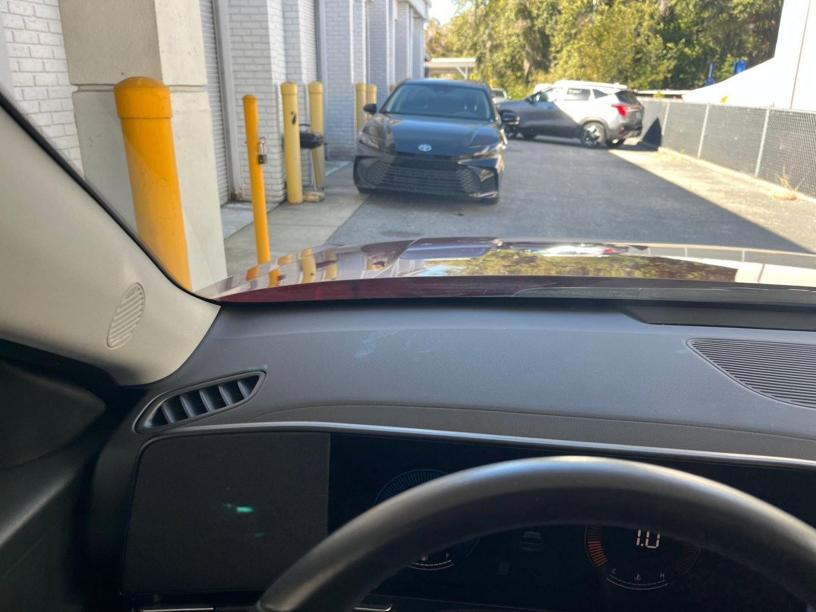 Used 2025 Hyundai Kona SEL image 36