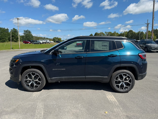 New 2026 Jeep Compass Limited AWD/4WD image 2