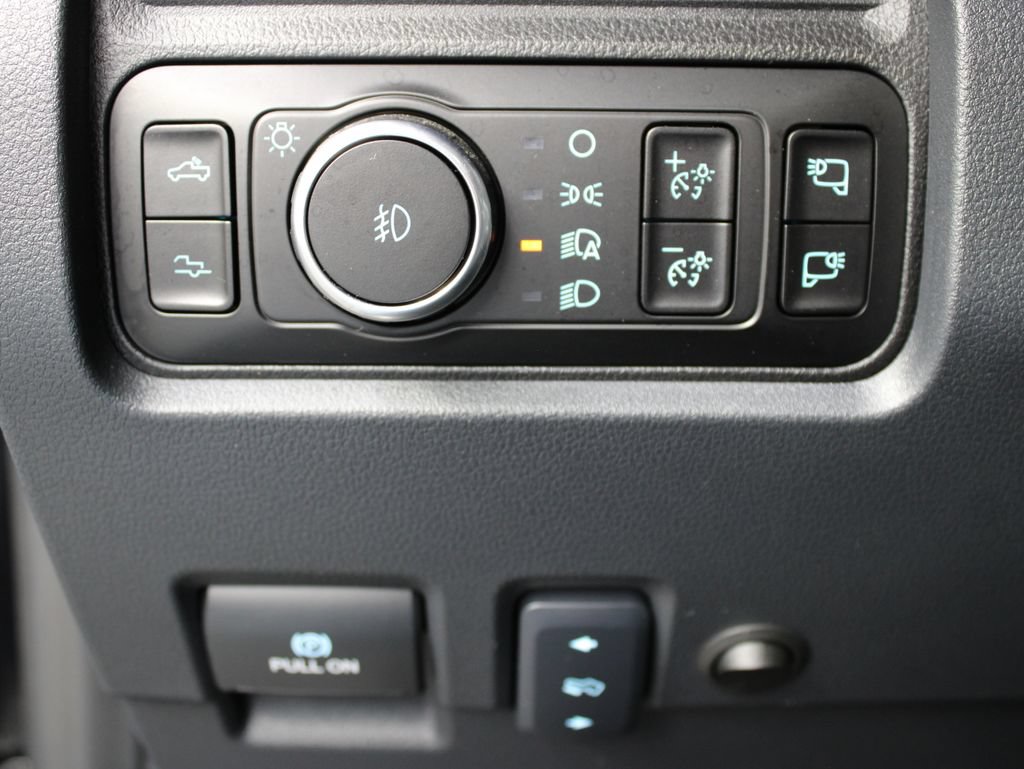 Used 2026 Ford F450 Platinum AWD/4WD image 68