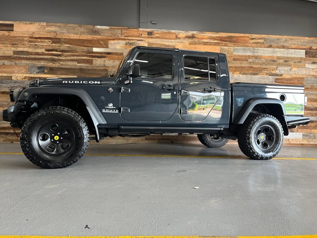 Used 2017 Jeep Wrangler Unlimited Rubicon w/ Cold Weather Group AWD/4WD image 51