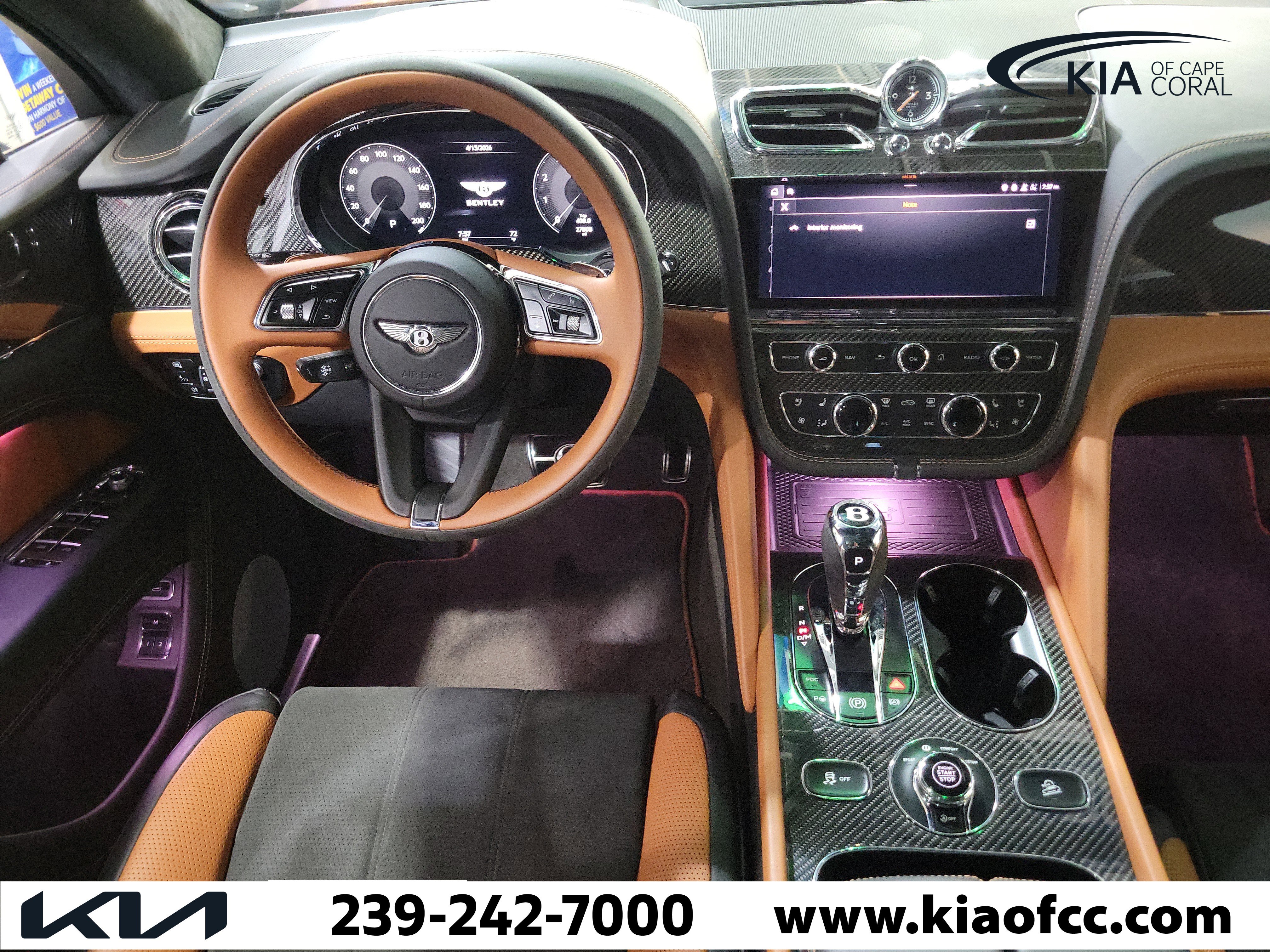 Used 2022 Bentley Bentayga image 14