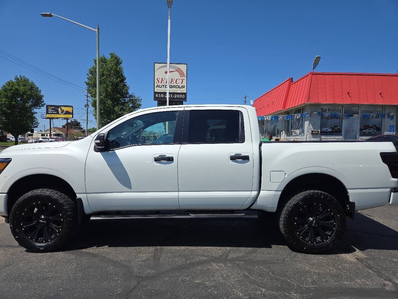 Used 2018 Nissan Titan SL w/ Midnight Edition AWD/4WD image 1