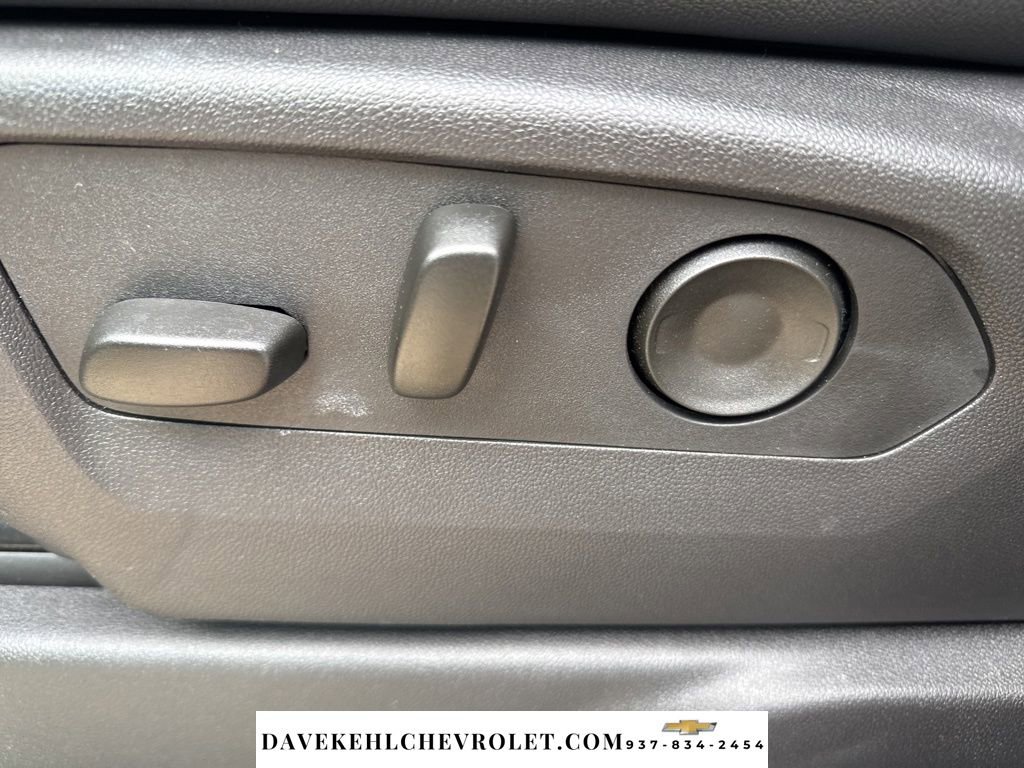 Used 2025 Chevrolet Silverado 1500 ZR2 w/ Technology Package image 19