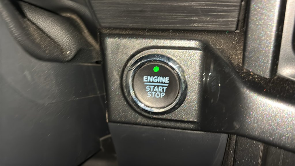 Used 2022 Ford F150 XLT w/ Equipment Group 302A High AWD/4WD image 13