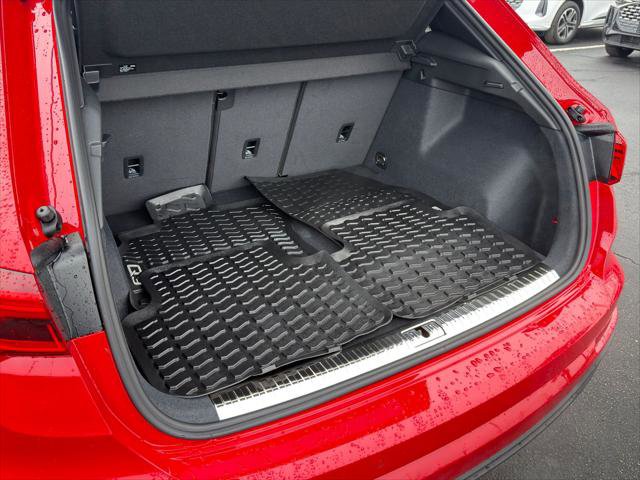 Used 2025 Audi Q3 2.0T Premium w/ Convenience Package AWD/4WD image 33