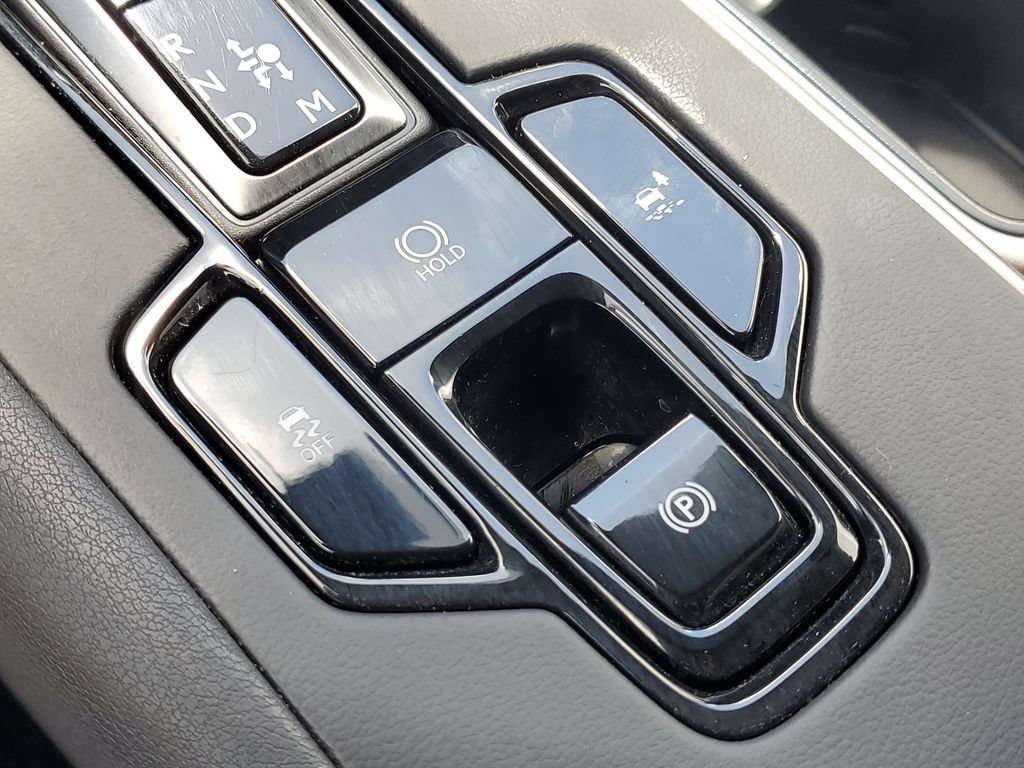 Used 2025 Lexus TX 500h AWD w/ Technology Package image 32