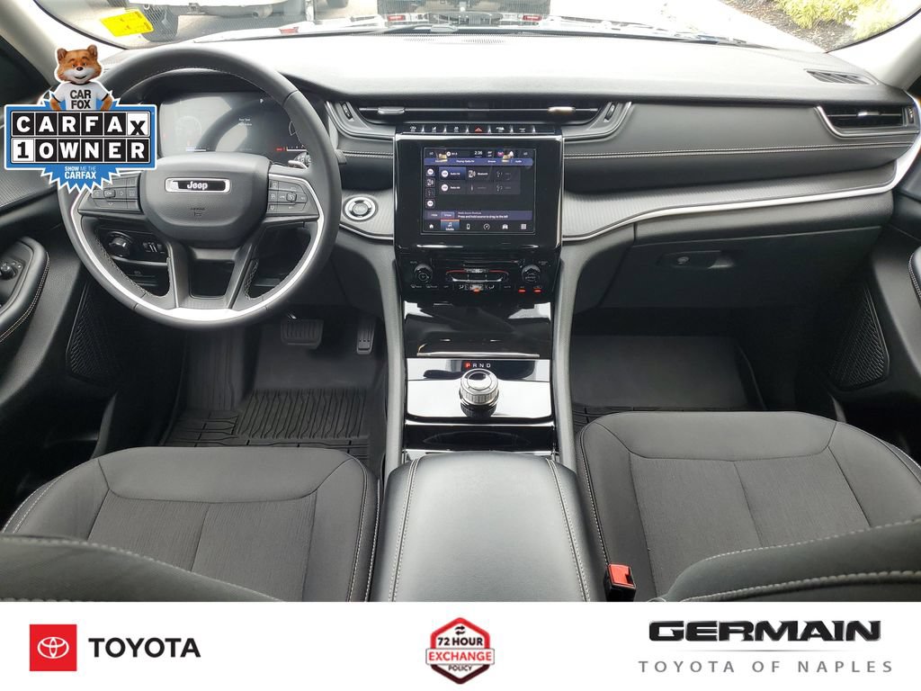 Used 2023 Jeep Grand Cherokee L Laredo RWD image 18