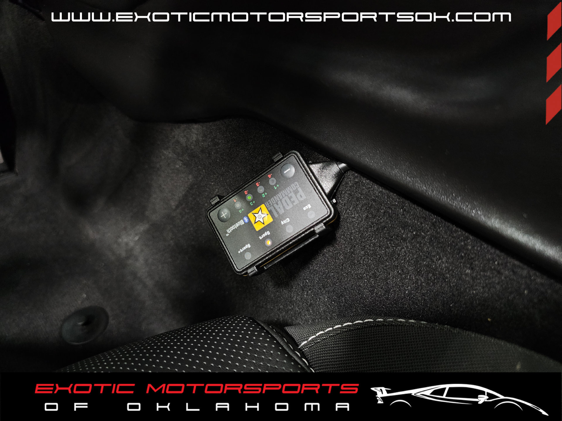 Used 2024 Chevrolet Corvette Stingray Premium Conv w/ Z51 Performance Package RWD image 21
