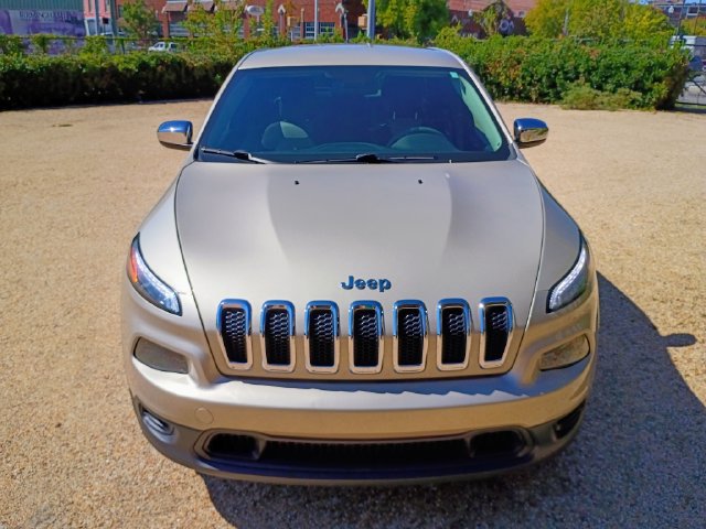 Used 2014 Jeep Cherokee Sport FWD image 16