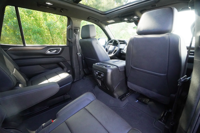 Used 2024 Chevrolet Tahoe High Country AWD/4WD image 29