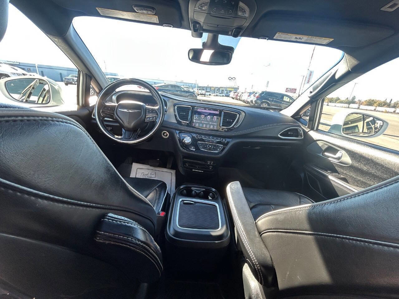 Used 2019 Chrysler Pacifica Limited w/ Advanced Safetytec Group image 11