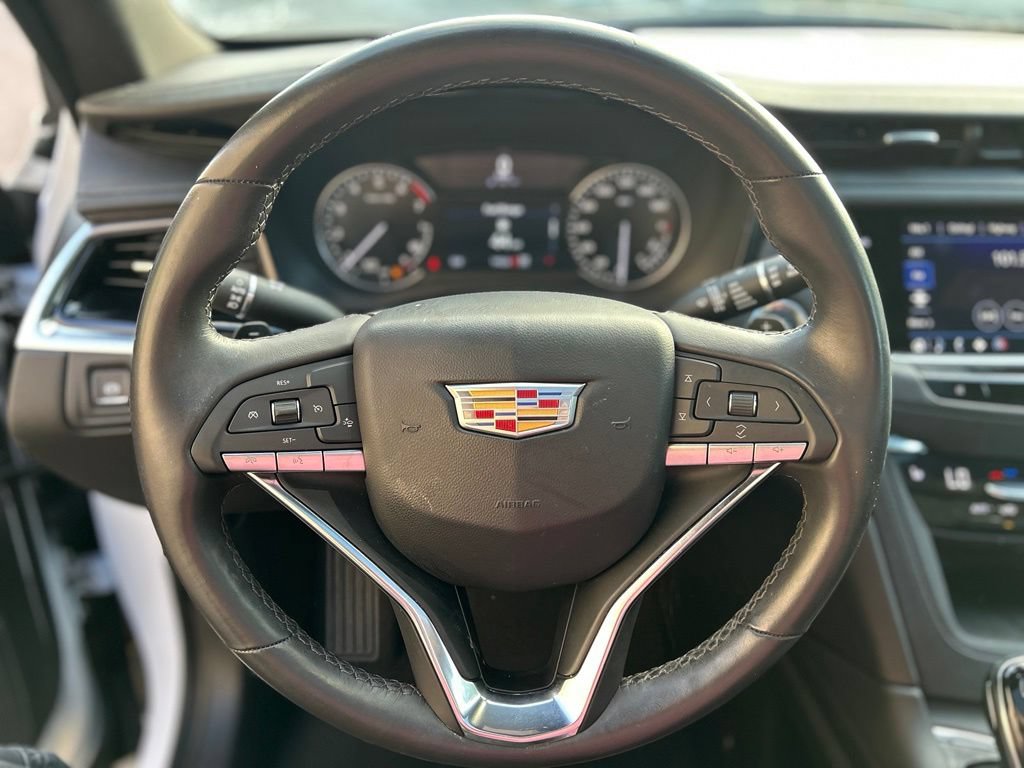 Used 2024 Cadillac XT6 Luxury w/ LPO, Floor Liner Package AWD/4WD image 23