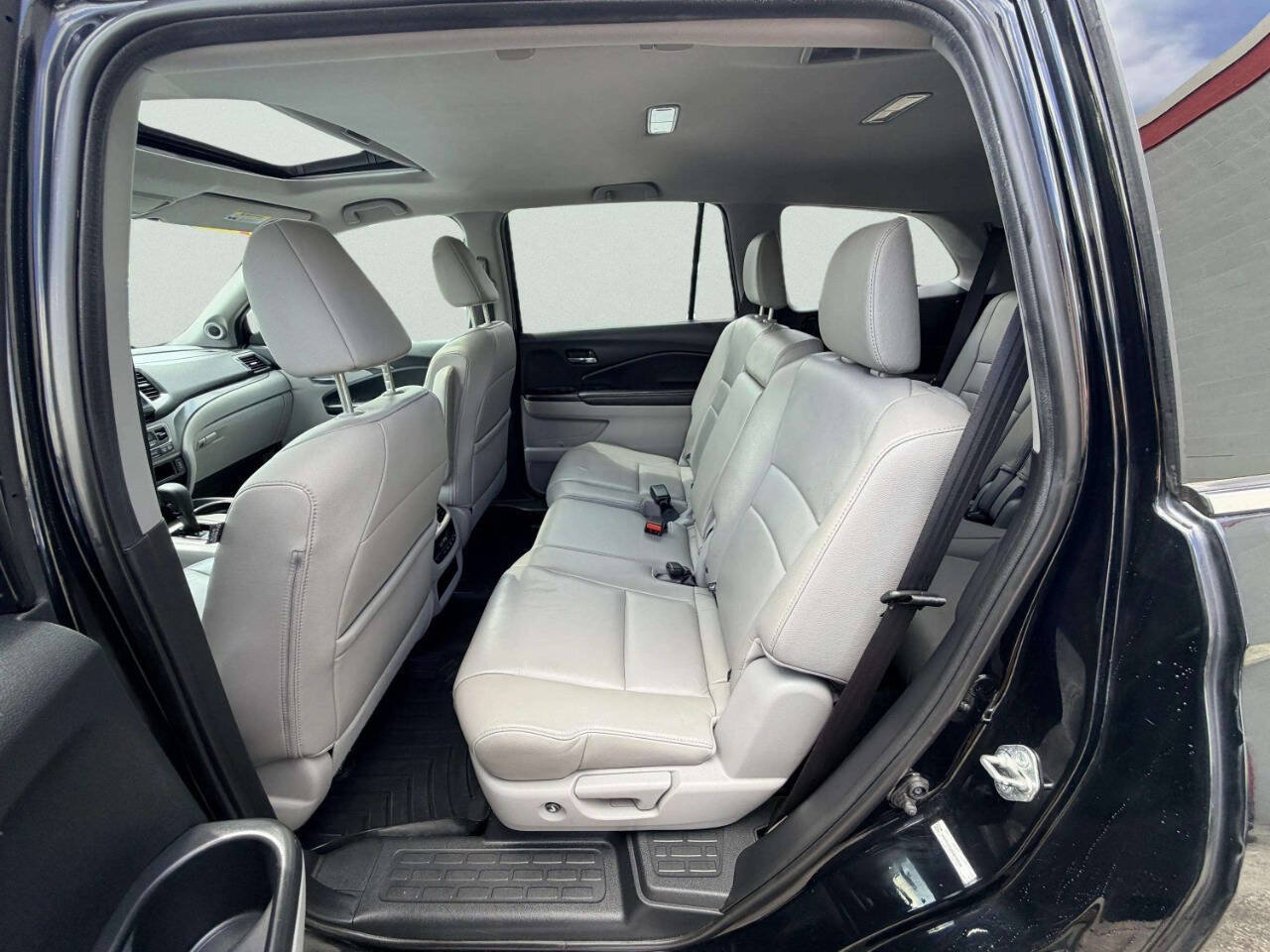 Used 2016 Honda Pilot EX-L image 28