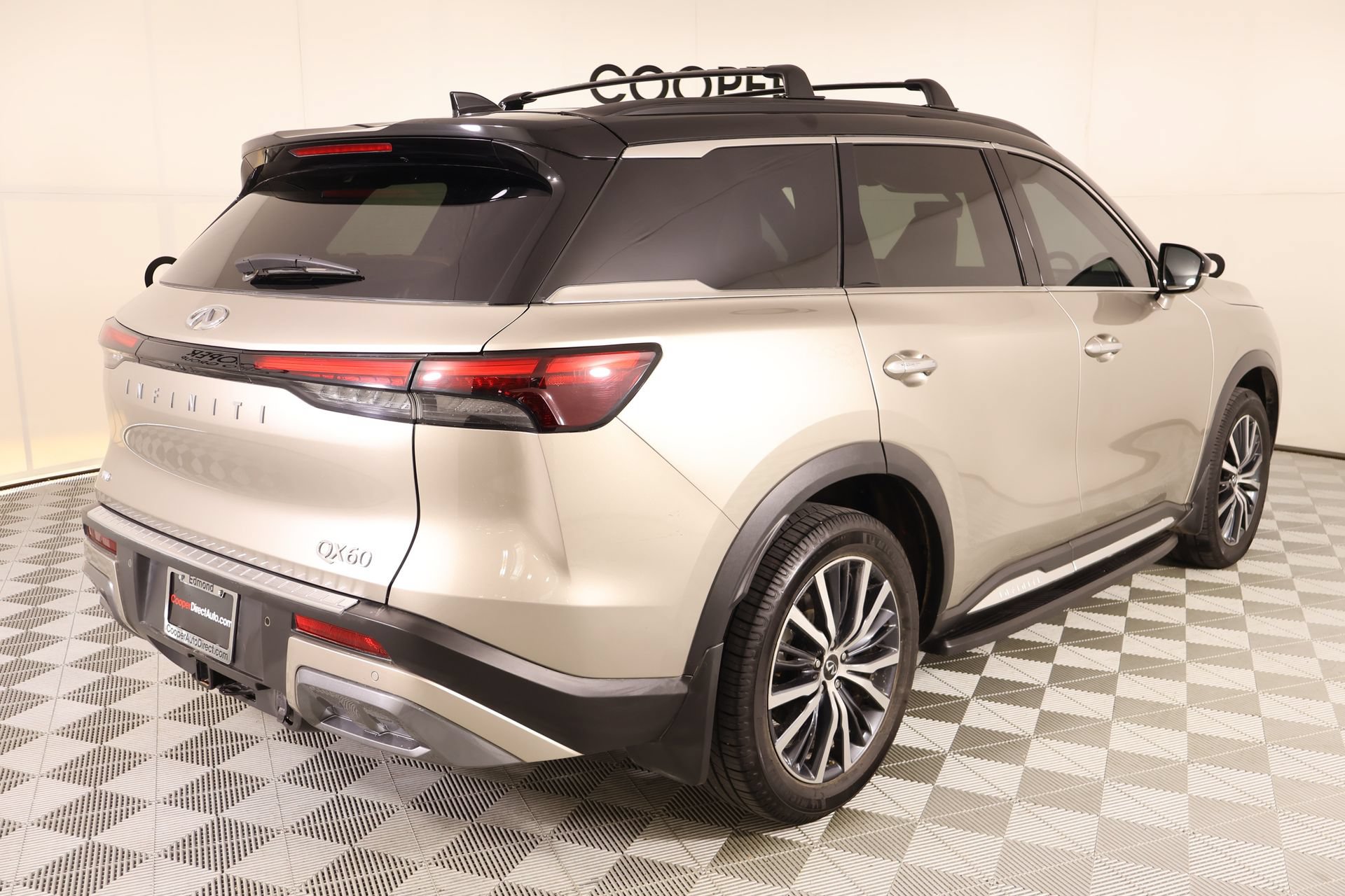 Certified 2024 INFINITI QX60 Autograph w/ Cargo Package AWD/4WD image 24