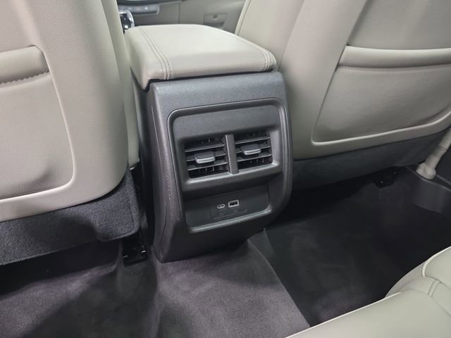 Certified 2022 Cadillac XT4 Premium Luxury w/ Enhanced Visibility Package image 34