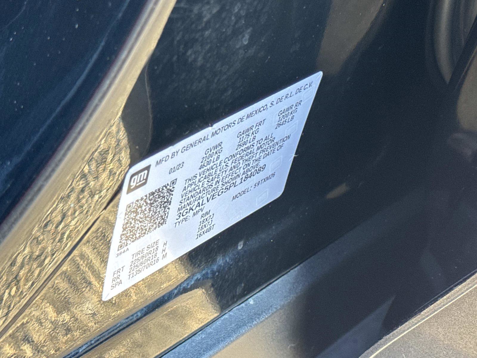 Used 2023 GMC Terrain SLT image 30